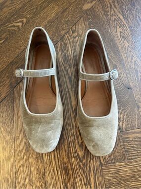 Le Monde Beryl Mary Jane Flats in Light Taupe Suede